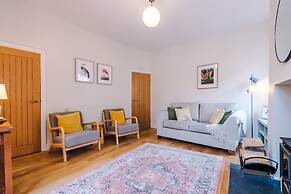 NEW Spacious 2-bed Home Amazing Location