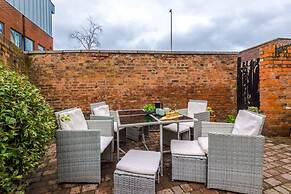 NEW Spacious 2-bed Home Amazing Location