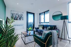 Stunning 2-bed Flat Amazing Location Sleeps 4