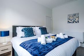 Ideal for Contractors Long Term Stays Sleeps 8