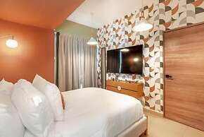 Apt 3 Bedroom 6 Guests Private Jacuzzi