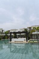 Modern Villa for 7 With Direct Pool Acces