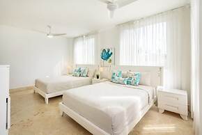 3br apt With Beach View Access at Nueva Romana