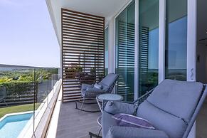 Tropical Villa w Pool Dock Access