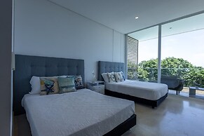 Tropical Villa w Pool Dock Access