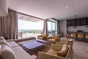 Oceanview 3br Condo w spa gym