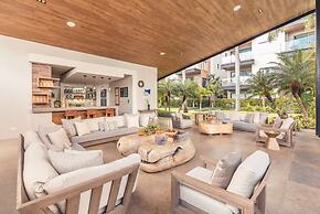Modern Executive 2-bedroom Apartment