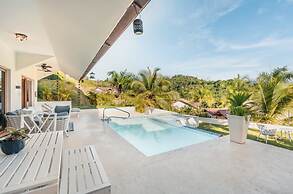 Brkfst Included Private Pool at Puerto Bahia B4