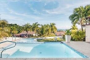 Brkfst Included Private Pool at Puerto Bahia B4