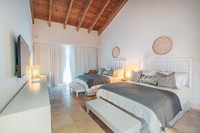 2br 6 Guests Beachfront in Sotogrande