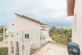 2br 6 Guests Beachfront in Sotogrande