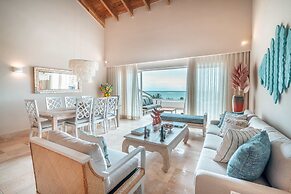 2br 6 Guests Beachfront in Sotogrande