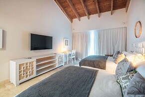 2br 6 Guests Beachfront in Sotogrande