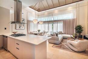 Incredible 3br Bungallow With Patio and Pool