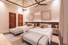 Incredible 3br Bungallow With Patio and Pool