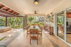 Private Terrace 3br 6 Guests Beach Access