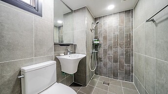 Yeosu Andante Spa Pension
