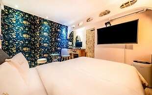 M Motel