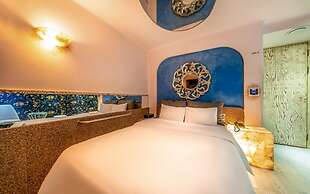 M Motel