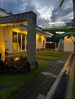 Made's Dream Villa Amed