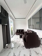 Made's Dream Villa Amed