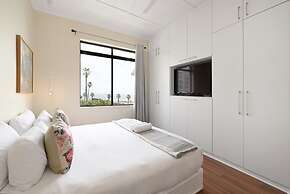 Light and Spacious Sea View One Bedroom