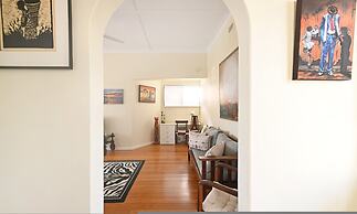 Light and Spacious Sea View One Bedroom