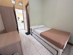 Guesthouse Anggrek BSD
