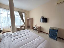 Guesthouse Anggrek BSD