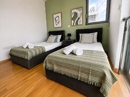 Jay's 2-BR Apt & Terrace in Larnaca