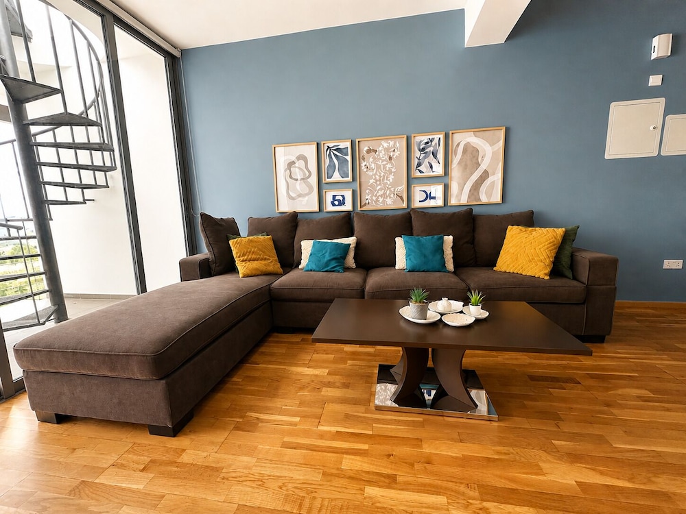 Jay's 2-BR Apt & Terrace in Larnaca