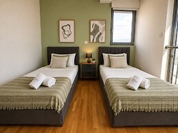 Jay's 2-BR Apt & Terrace in Larnaca