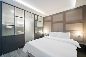 Design Hotel Tteulaen