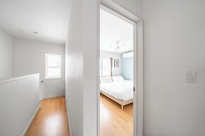 BEAR CUB HOTEL
