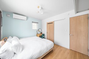 BEAR CUB HOTEL