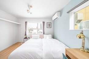 BEAR CUB HOTEL