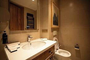 ZAFARON PREMIUM HOTEL