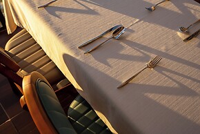 ZAFARON PREMIUM HOTEL