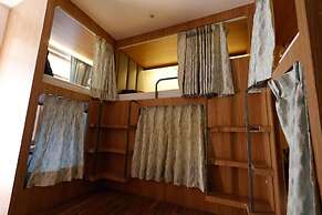Joey's hostel.