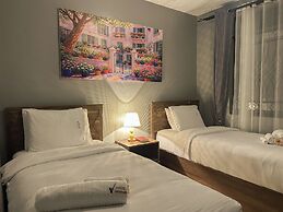 Vee Hotel Apartments