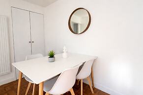 Charmant Appartement a Boulogne