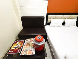 Beach Side Hotels Big boss