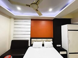 Beach Side Hotels Big boss