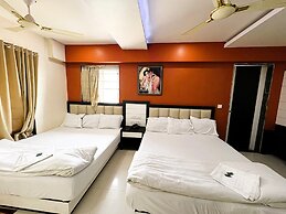Beach Side Hotels Big boss