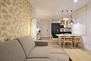 MOON Apartments