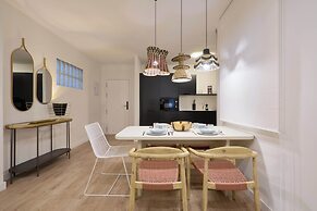 MOON Apartments