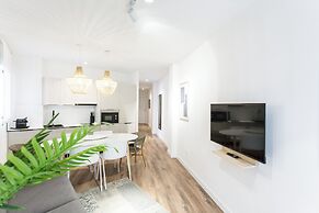 MOON Apartments