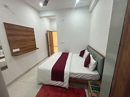 Hotel Sarveshwar Palace