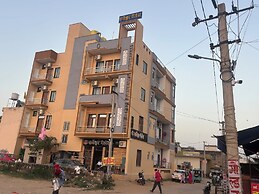 Hotel Sarveshwar Palace