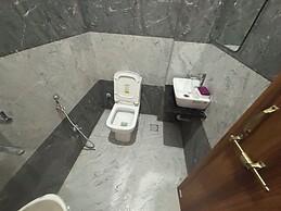 Hotel Sarveshwar Palace